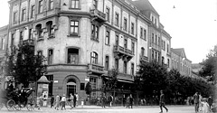 (#42) ul. Dunajewskiego, widoczna kawiarnia Bisanza