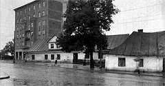 (#44) ul. Tadeusza Kościuszki, widoczne… wiejskie domy
